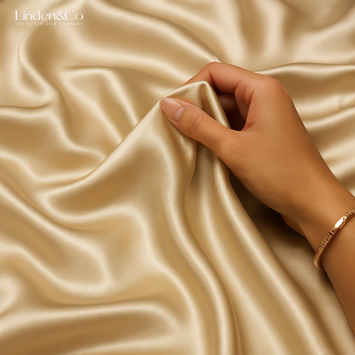 Clara® Hand-Sewn Skin Perfect Pillowcase